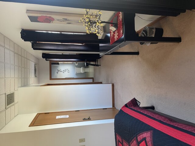 Image 4 for Leon's Room