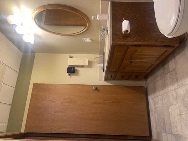 Image 4 for Carol's Room