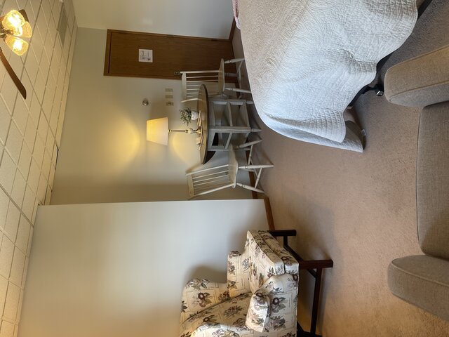 Image 2 for Naomi's Room