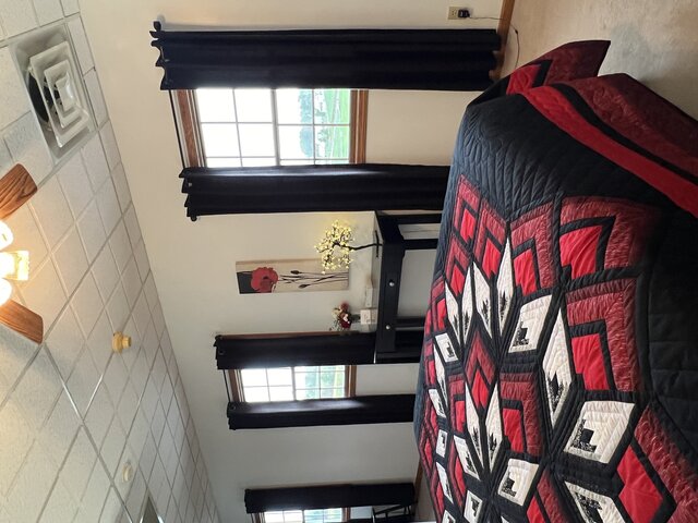 Image 3 for Leon's Room