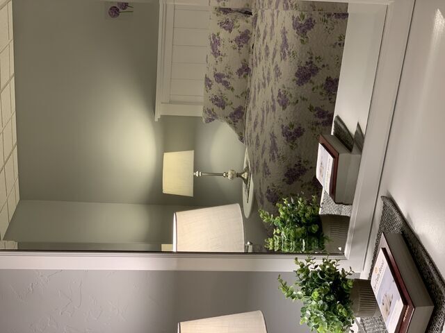 Image 3 for Dorothy's Room