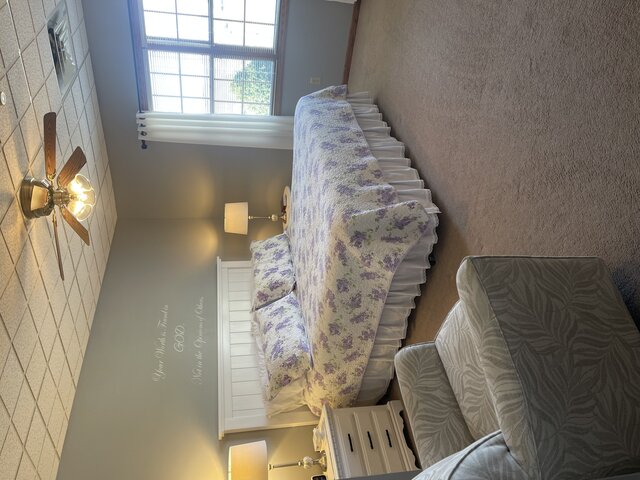 Image 1 for Dorothy's Room