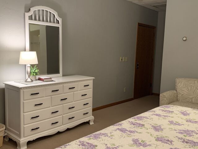 Image 4 for Dorothy's Room