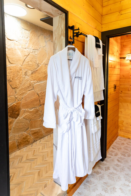Image 1 for Meraki Escape Luxe Robe