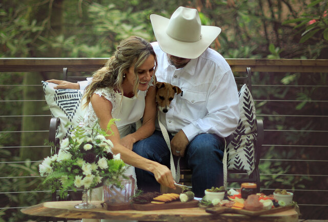 Image 5 for Diamond Elopement Package