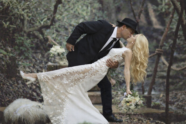 Image 4 for Diamond Elopement Package