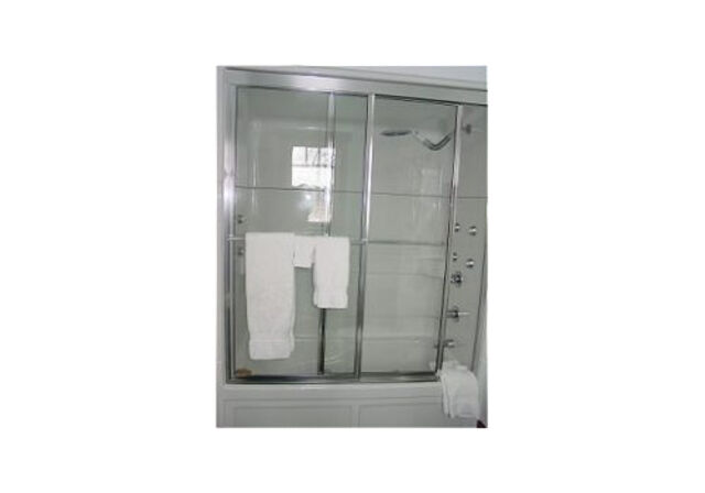 Image 3 for Executive West -- 1st floor, left of kitchen