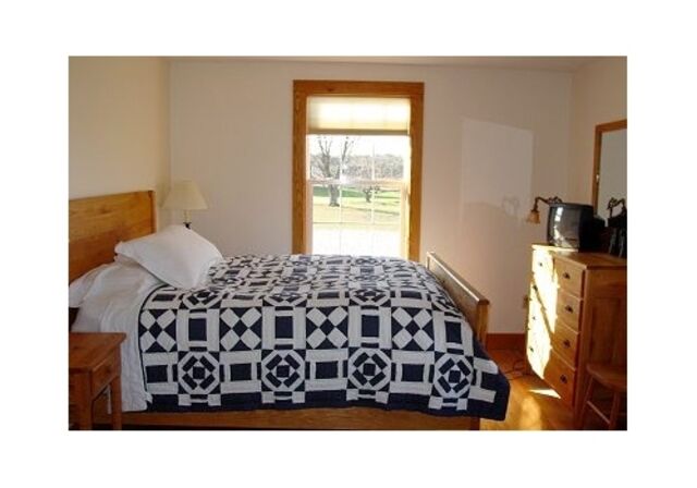 Image 2 for Oak Efficiency - downstairs on left