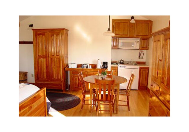 Image 4 for Cherry Efficiency - upstairs on left