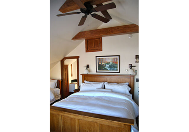 Image 3 for Presidential -- 2nd floor on right