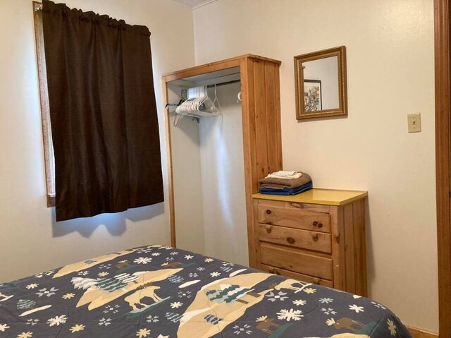 Image 2 for Cabin #5