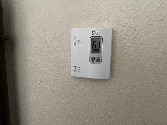 Image 12 for Deluxe King Suite