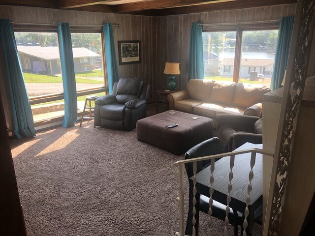 Image 4 for 43) Cabin