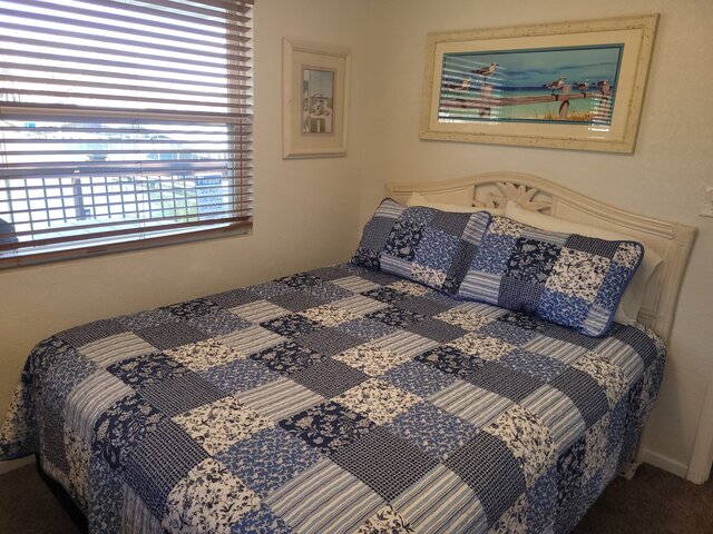 Image 7 for 07) Cabin