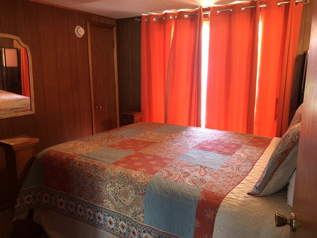 Image 6 for 43) Cabin