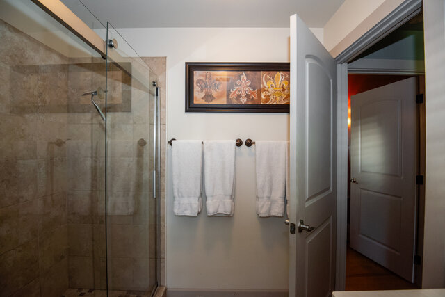 Image 9 for The French Cabin