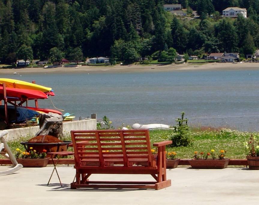 AllynGrapeview, WA Allyn House Inn and North Bay Kayaks