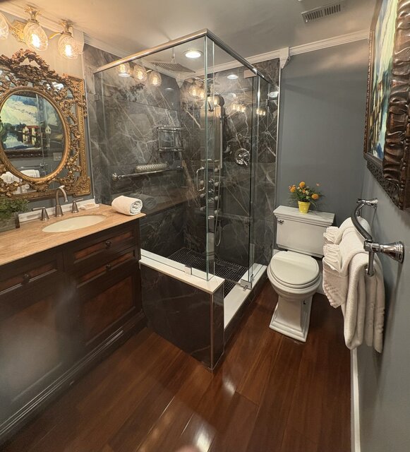 Image 4 for COACH HOUSE ROOM 16