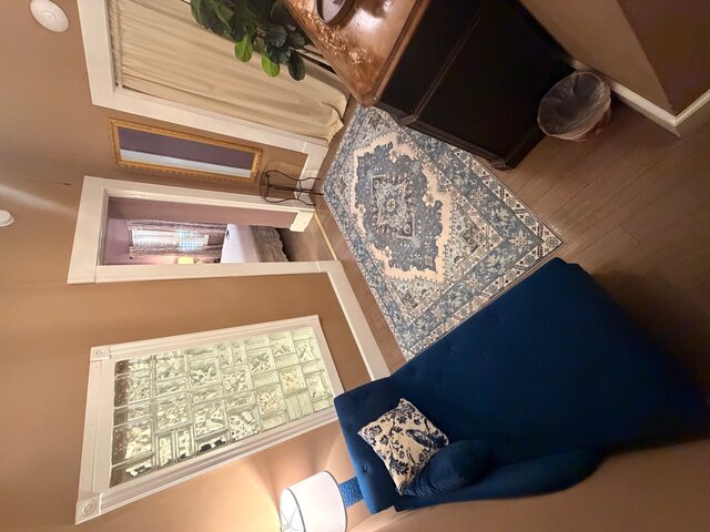 Image 2 for MAIN HOUSE ROOM 3