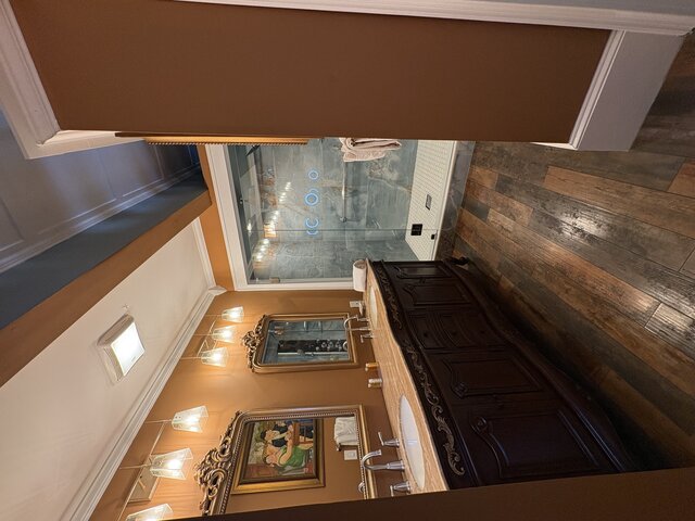 Image 4 for MAIN HOUSE ROOM 10