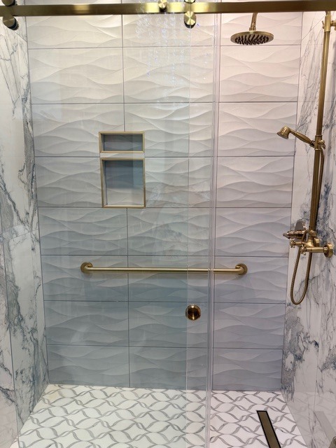 Image 6 for MAIN HOUSE ROOM 2