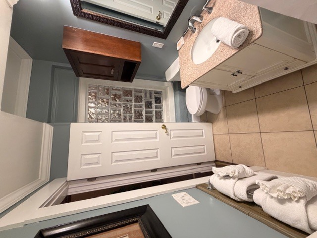 Image 6 for MAIN HOUSE ROOM 3