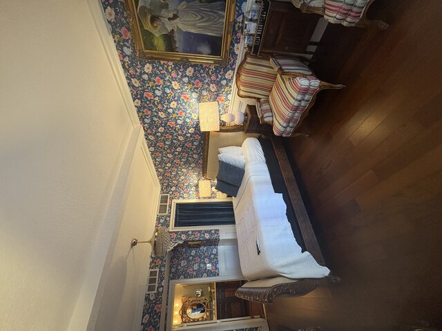 Image 2 for COACH HOUSE ROOM 16