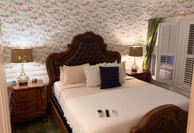 Image 1 for MAIN HOUSE ROOM 2