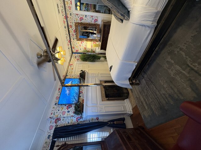 Image 2 for MAIN HOUSE ROOM 10