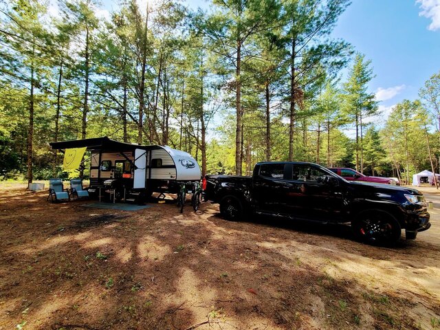 Image 1 for 021) Tent w/Vehicle Access Site