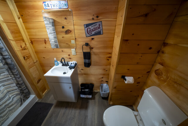 Image 8 for 03) The "Garage"