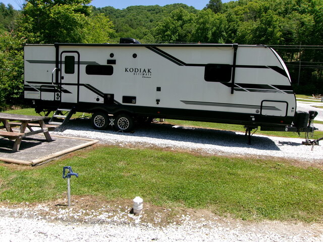 Image 5 for RV 05) Side RV Site #5 ( 50ft)