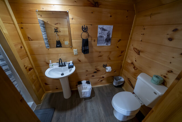 Image 8 for 02) The "John Wayne"