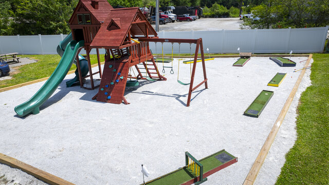 Image 10 for RV 07) Creek front RV Site #7 ( 50ft)