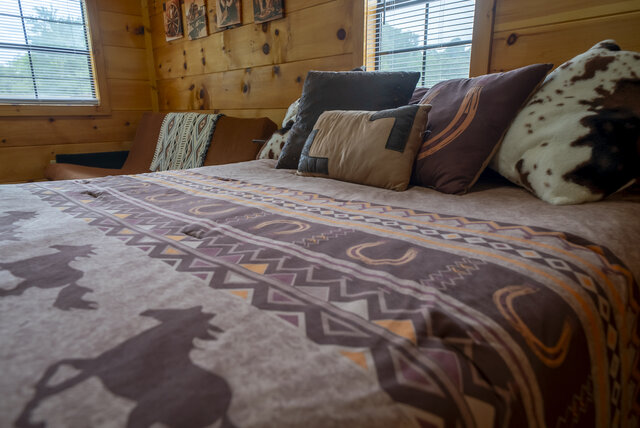 Image 3 for 02) The "John Wayne"