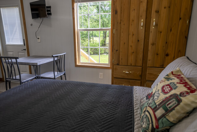 Image 11 for 06)  Split Unit Cabin Unit 6