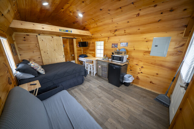 Image 10 for 03) The "Garage"