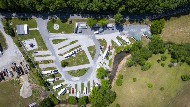 Image 5 for RV 17) "BIG RIG" Center Pull through RV Site #17 ( 80ft )