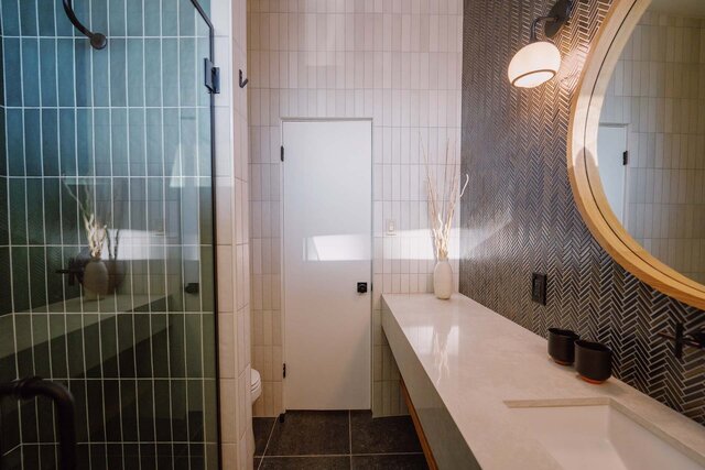 Image 2 for Agave Suites