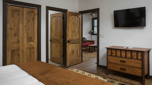 Image 2 for River Bend Villa