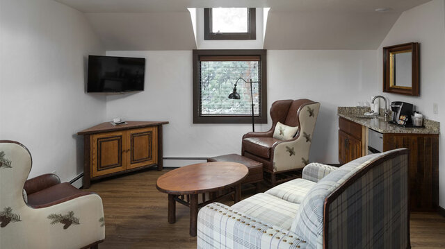 Image 4 for Mills Suite