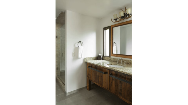 Image 6 for Lady Bird Suite