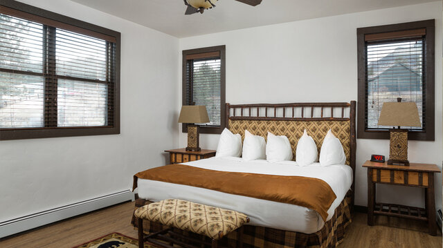 Image 3 for River Bend Villa