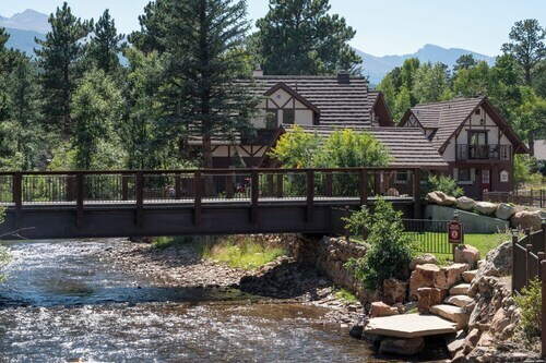 Image 13 for Riverfront Cabins