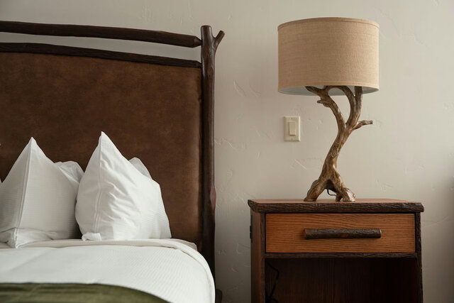 Image 3 for King Suite