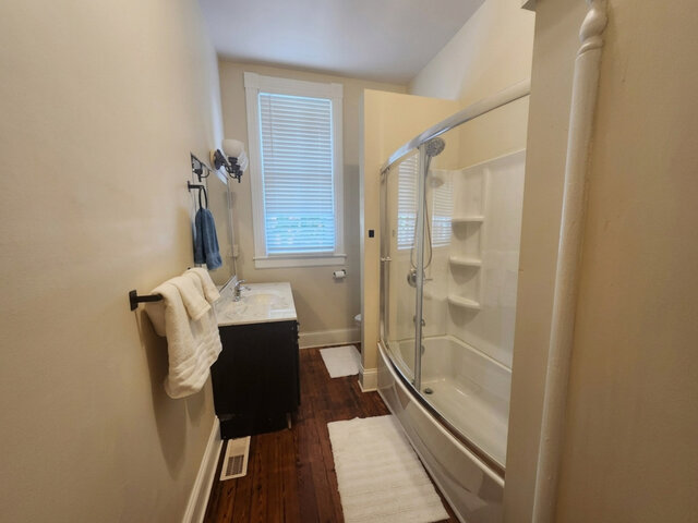 Image 2 for SECOND FLOOR REAR