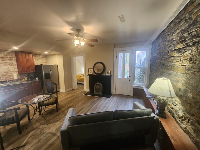 Image 2 for GARDEN LEVEL2 BEDROOM SUITE