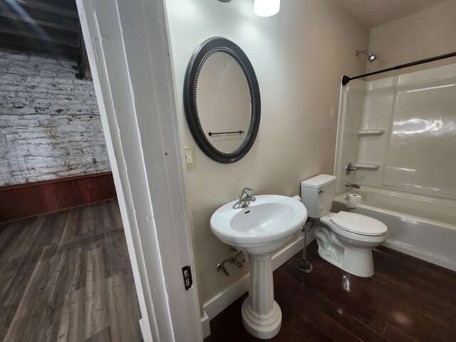 Image 4 for GARDEN LEVEL2 BEDROOM SUITE