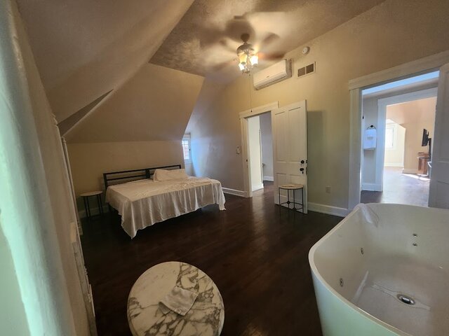 Image 1 for TOP FLOOR 2 ROOM SUITE