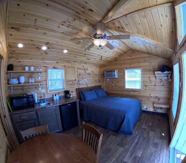 Image 5 for 102) Deluxe Cabin 102
